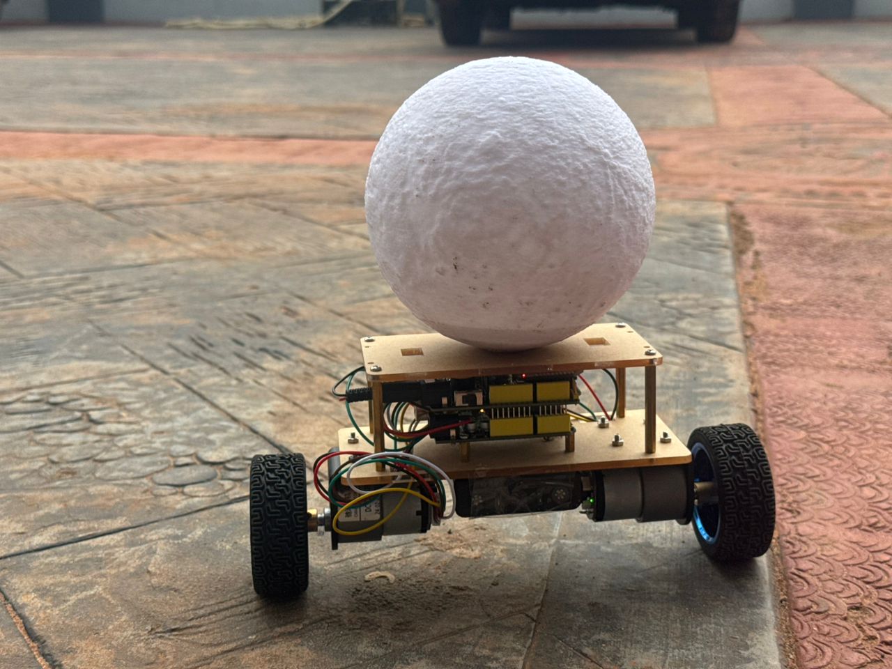 Using Q-Learning for Self-Balancing Robot